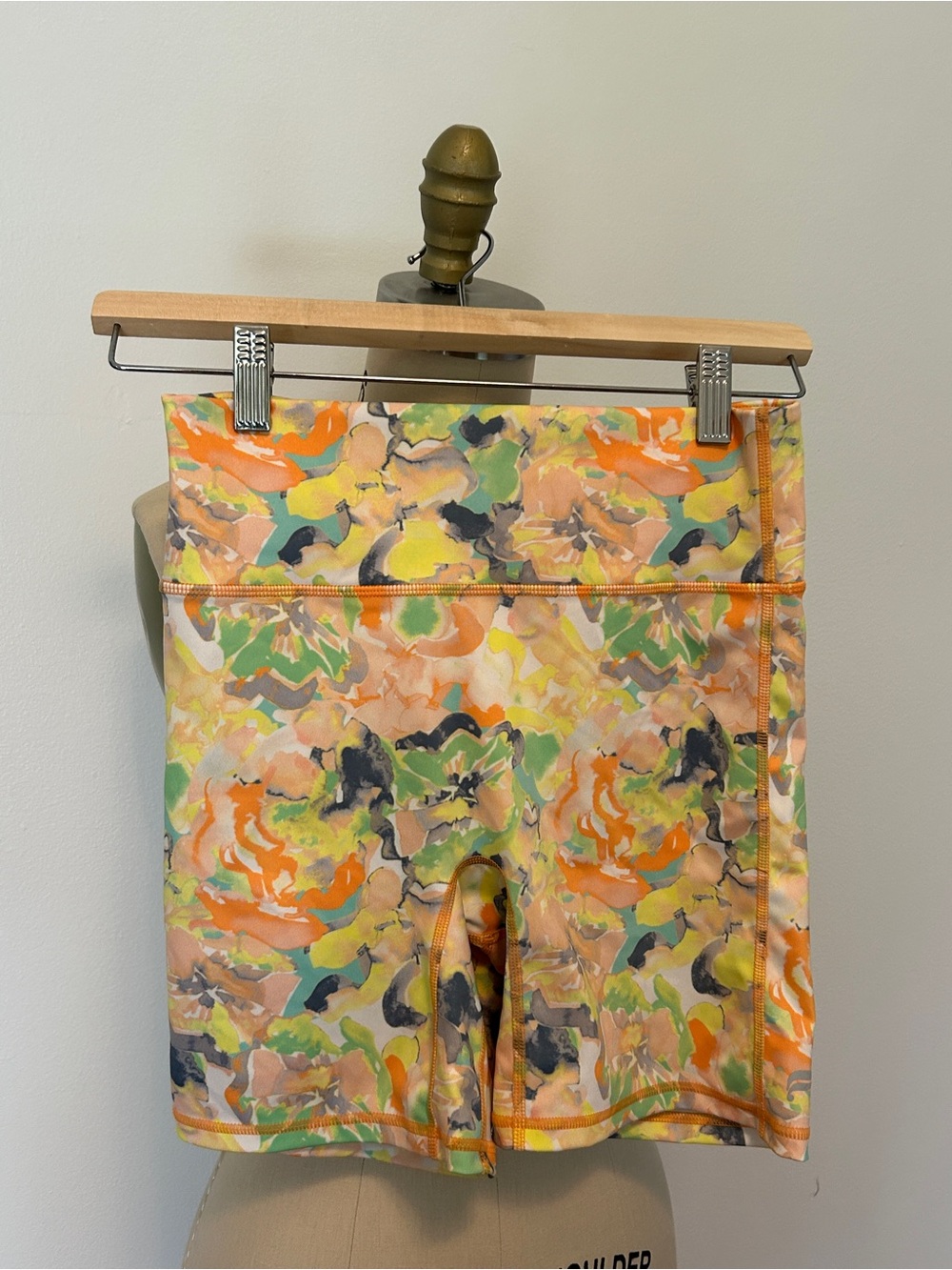 Fabletics XS Shorts -  Floral Print - Multicolor